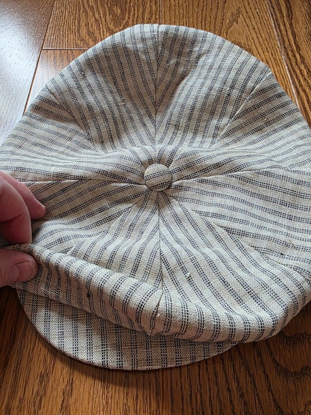XL Goorin Bros Cream with Black Stripes Linen Newsboy Flat Cap